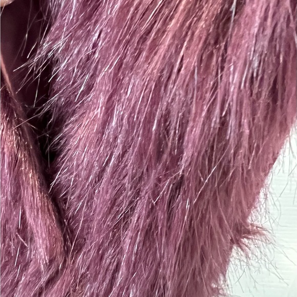 NWT Cotton On Women M/L Long Line Wine Color Sweater Vest Knit/Faux Fur Pockets - Picture 9 of 16